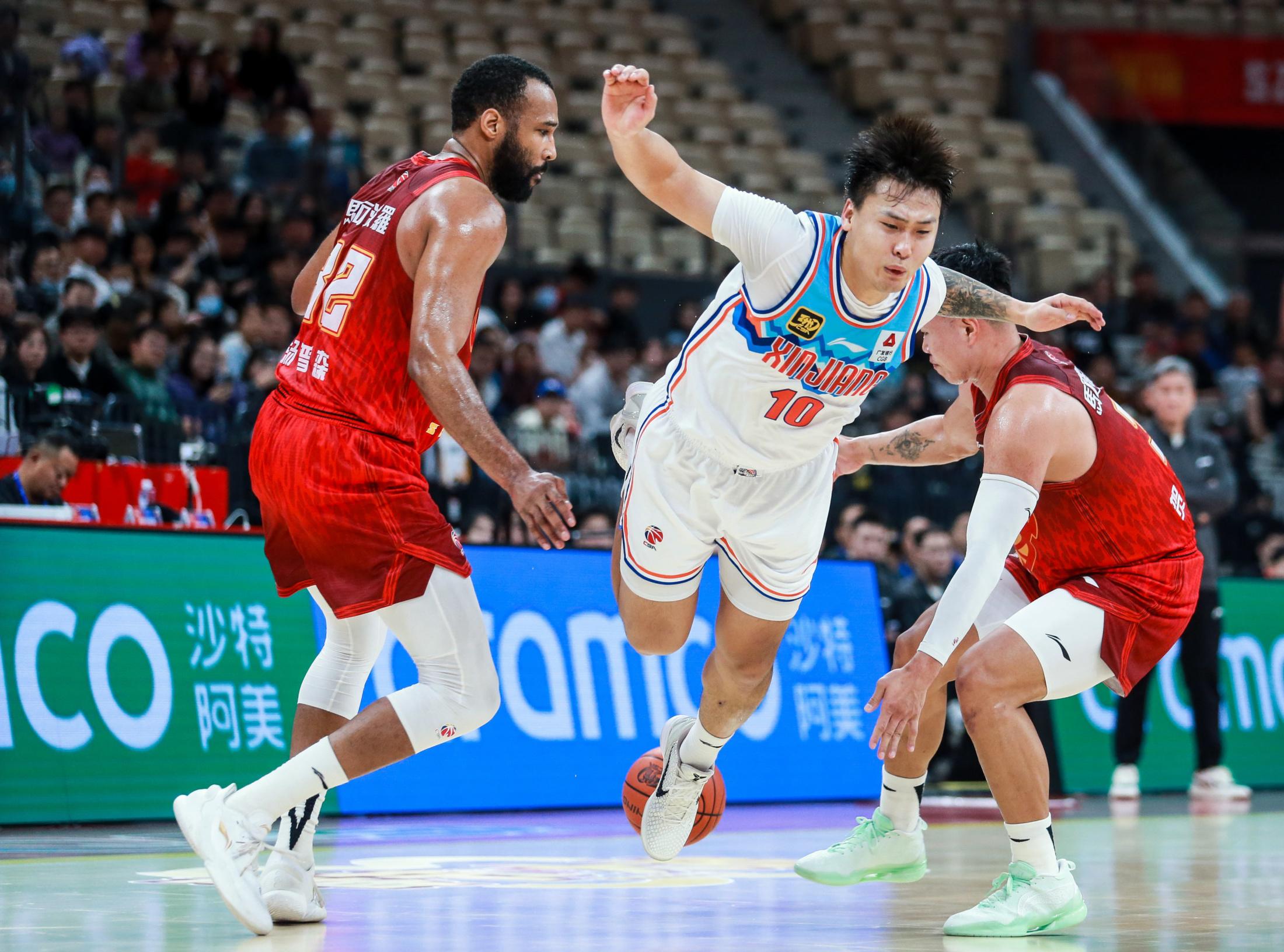 CBA常规赛加时末段再迎强敌，亚特兰大篮板制胜，主帅态度：目标明确，球队文化再被提及的简单介绍